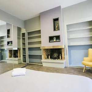 https://la-jungle-t5-hypercentre-chic-et-cosy-wifi-netflix-par-sovalfi.hotels-rhonealpes.com